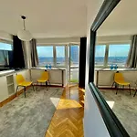 Appartement Super Grey 2 Metro Fast Wifi 65'tv Netflix Hbo Appletv+ Warschau