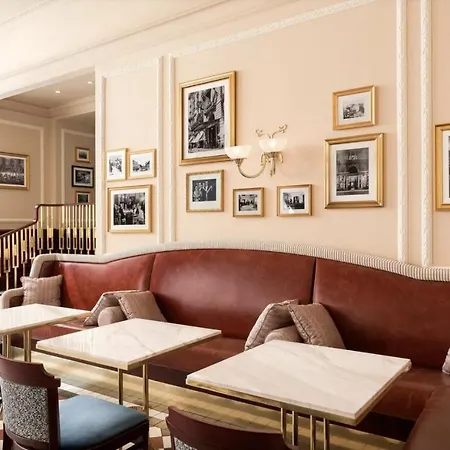 Super Grey 2 Metro Fast Wifi 65'tv Netflix Hbo Appletv+ * Warschau