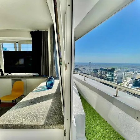 Super Grey 2 Metro Fast Wifi 65'tv Netflix Hbo Appletv+ Apartamento *